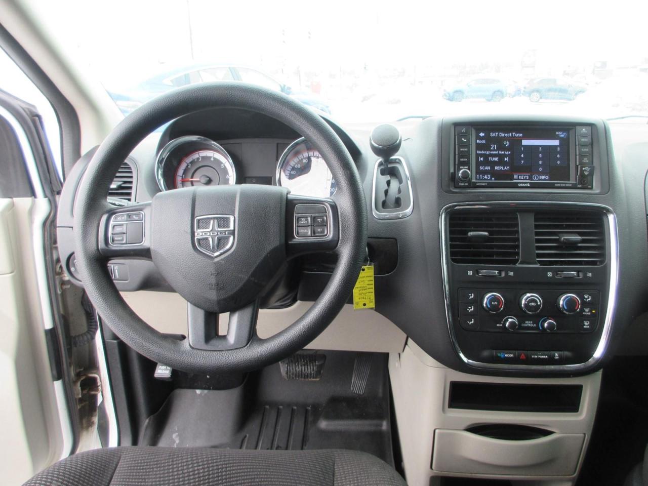 2020 Dodge Grand Caravan SE Photo