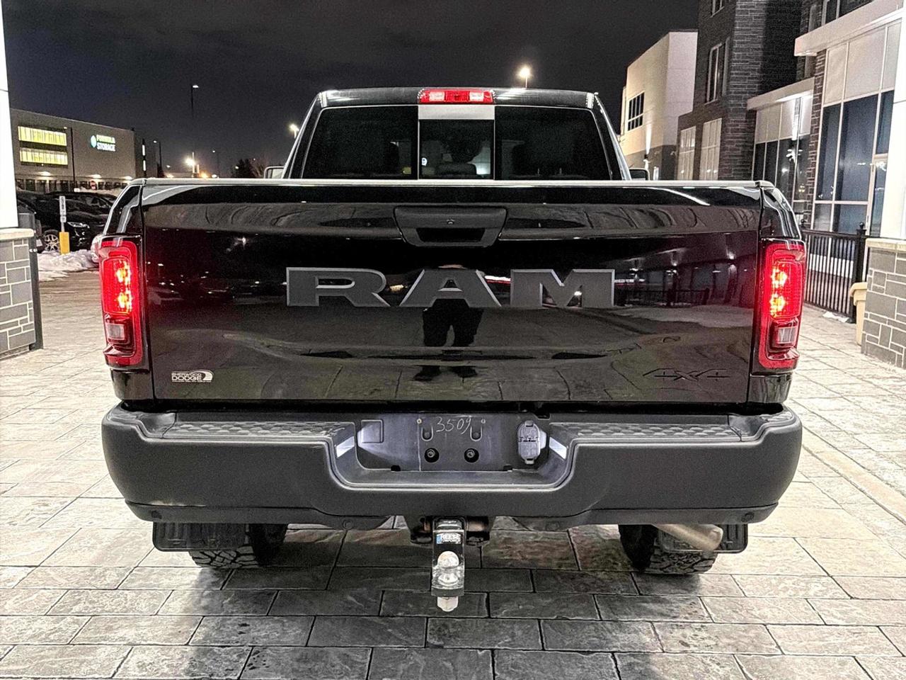 2025 RAM 2500 6.4L V8 HEMI | CLEAN CARFAX  |  POWER WAGON PKG | Photo4