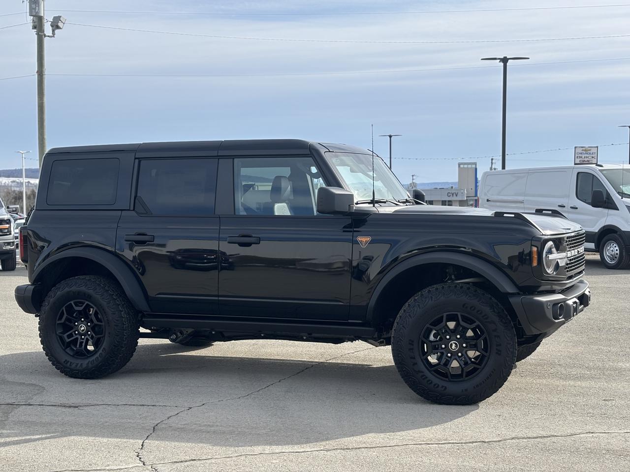 2026 Ford Bronco Badlands® Photo0
