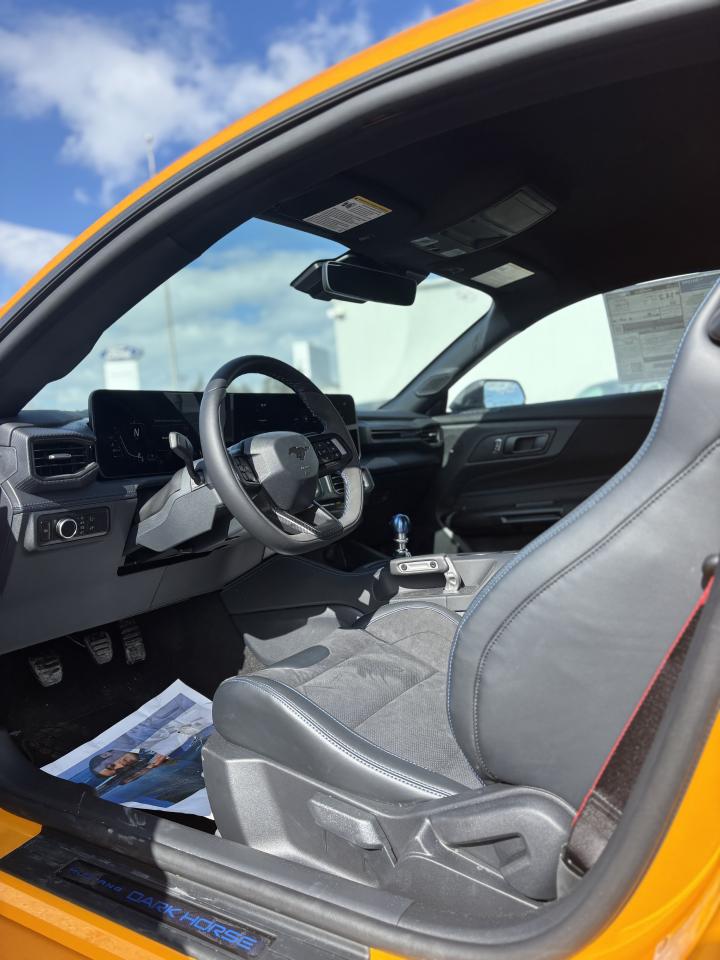 2026 Ford Mustang Dark Horse™ Photo4