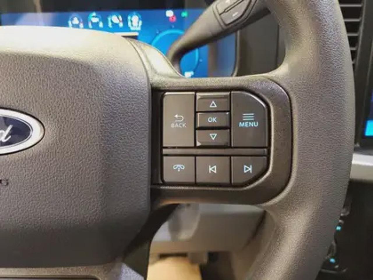 13677749.822304962