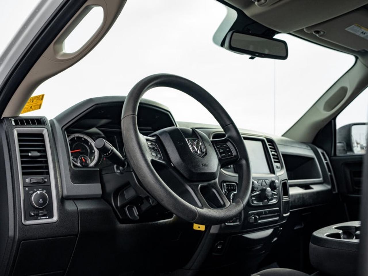 2019 RAM 1500 Classic EXPRESS Photo