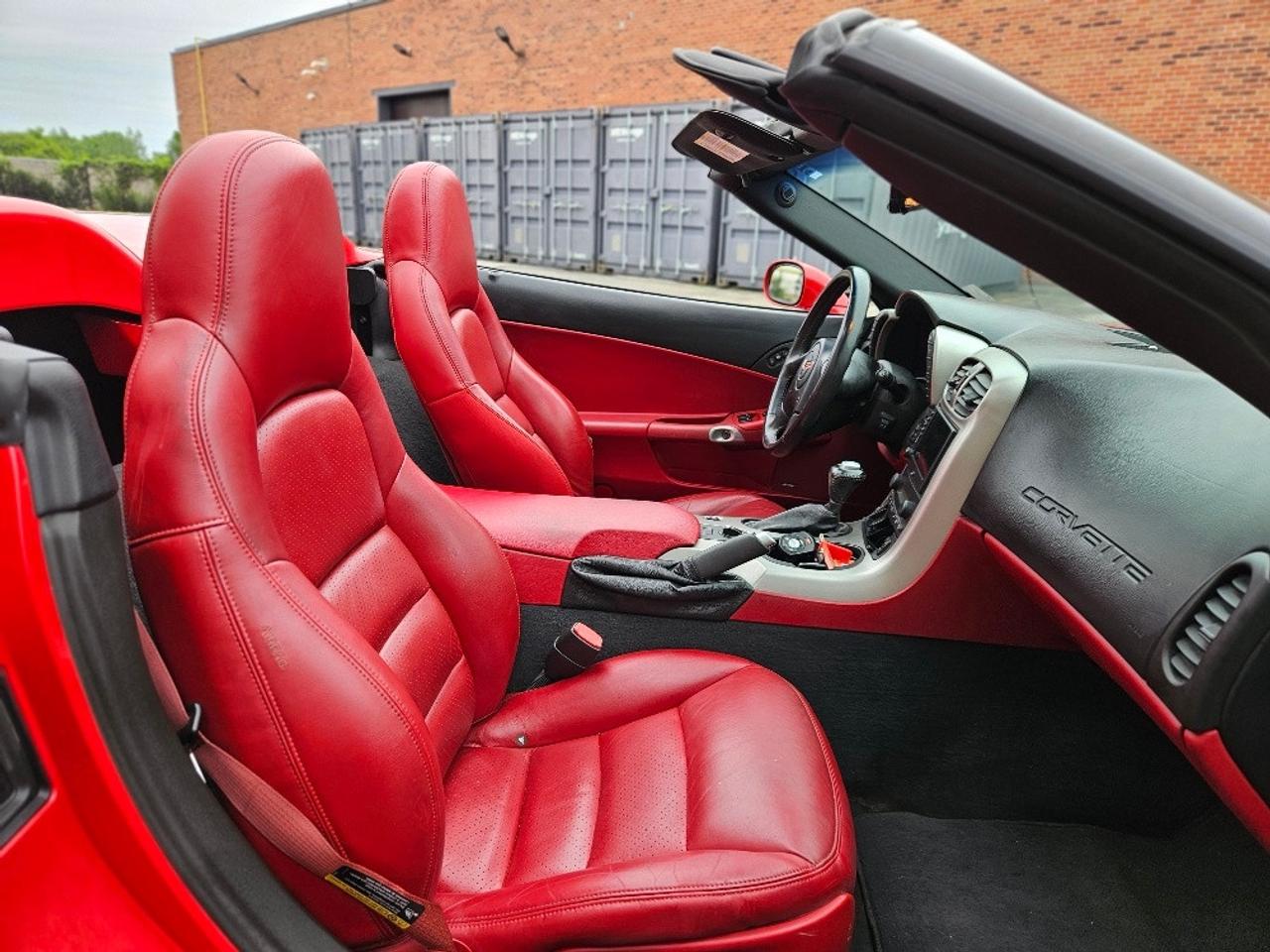 2005 Chevrolet Corvette CONVERTIBLE-AUTOMATIC-HUD-NAVI-ALL STOCK Photo