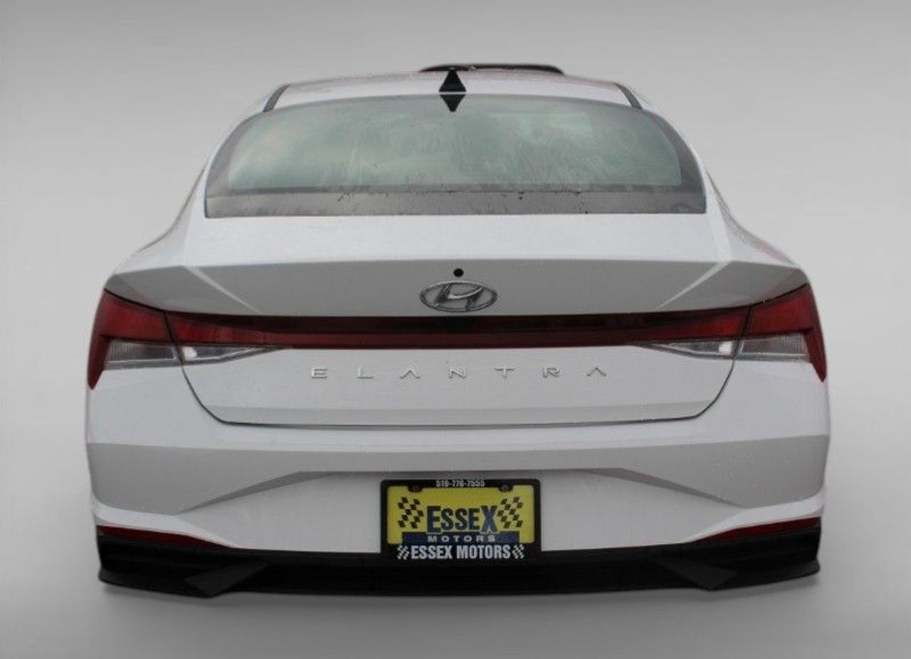 2023 Hyundai Elantra Preferred*Heated Seats*CarPlay*Rear Cam*FWD Photo