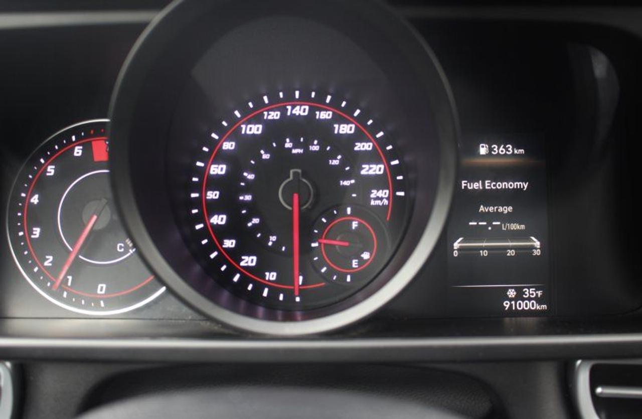 2023 Hyundai Elantra Preferred*Heated Seats*CarPlay*Rear Cam*FWD Photo