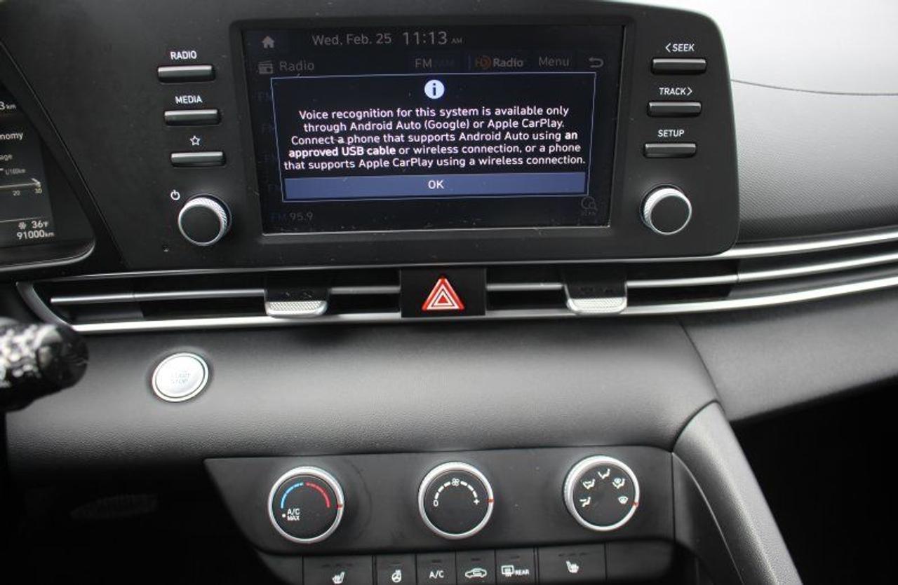 2023 Hyundai Elantra Preferred*Heated Seats*CarPlay*Rear Cam*FWD Photo