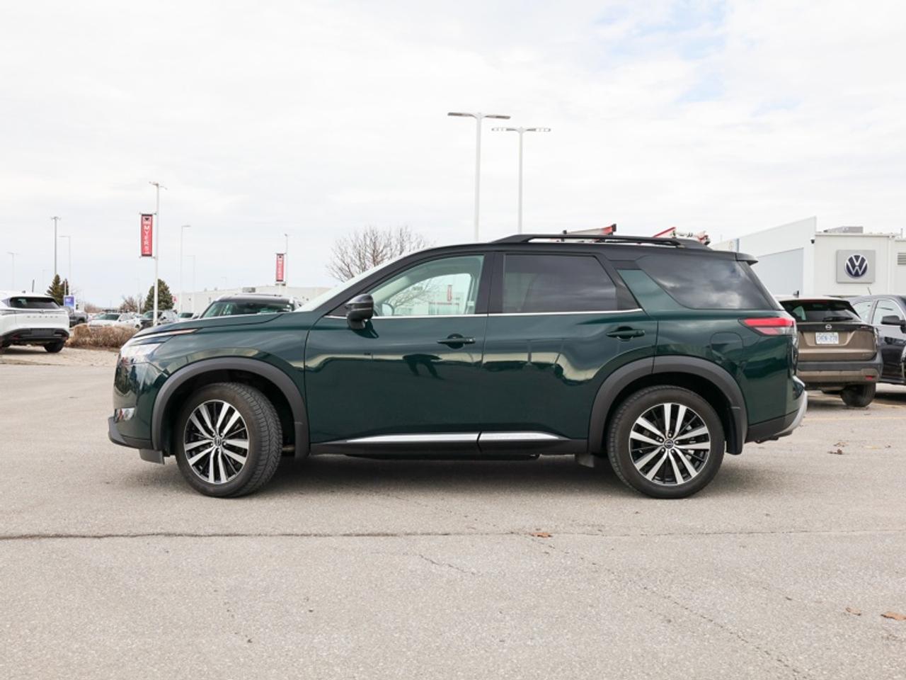 2024 Nissan Pathfinder Platinum  - Cooled Seats Photo4