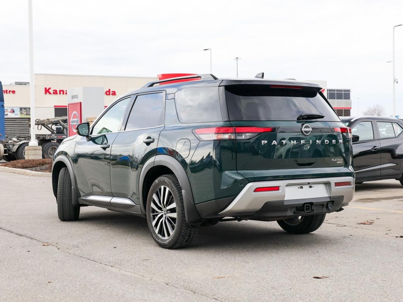 2024 Nissan Pathfinder Platinum  - Cooled Seats Photo3