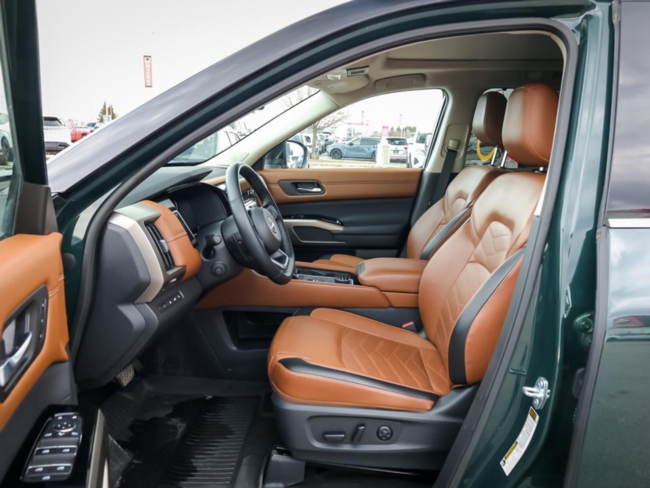 2024 Nissan Pathfinder Platinum  - Cooled Seats Photo