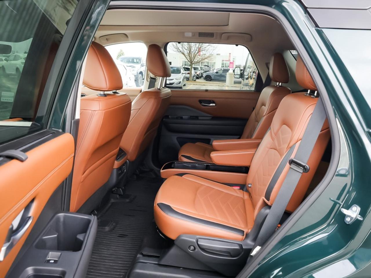 2024 Nissan Pathfinder Platinum  - Cooled Seats Photo