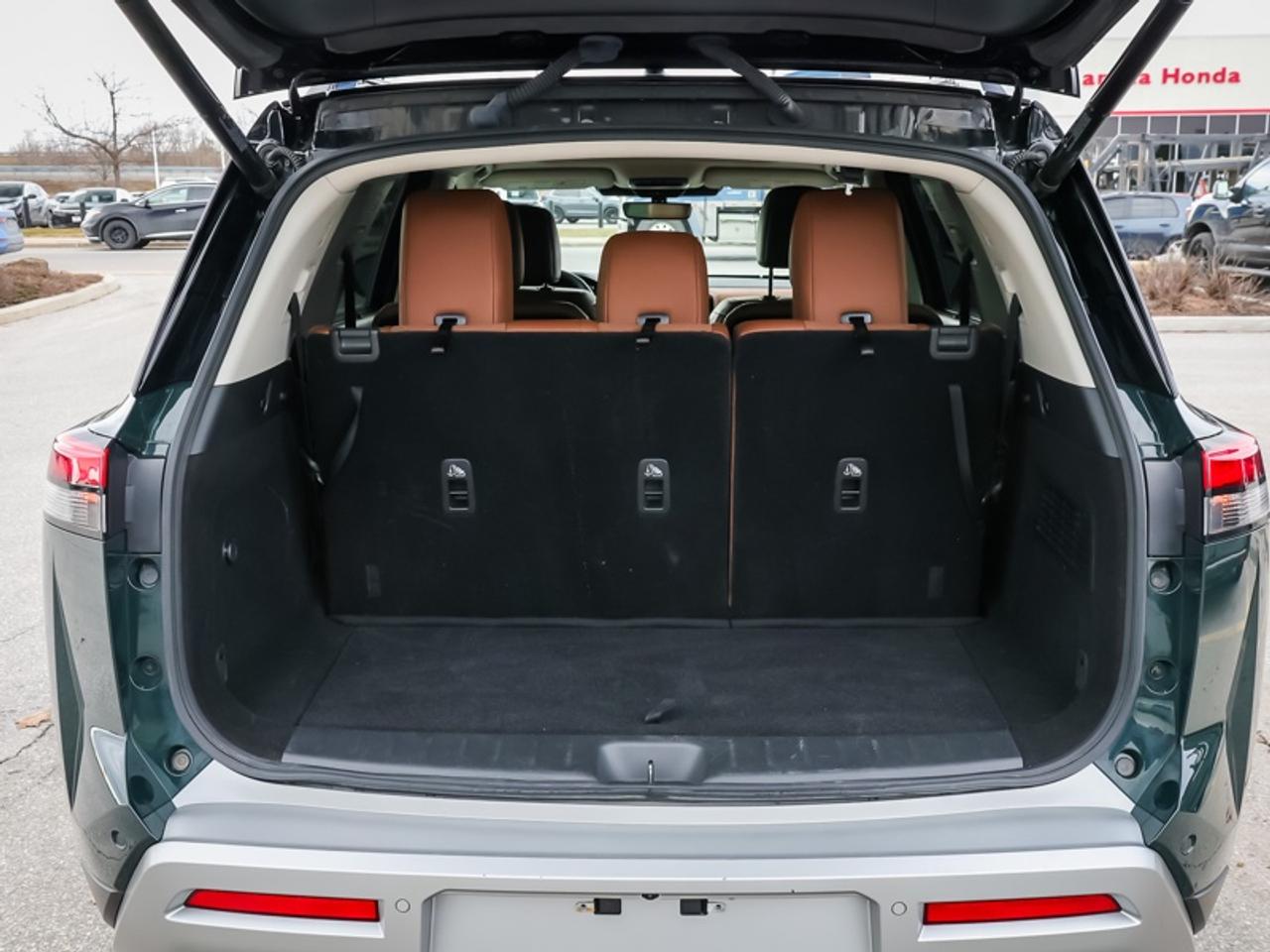 2024 Nissan Pathfinder Platinum  - Cooled Seats Photo