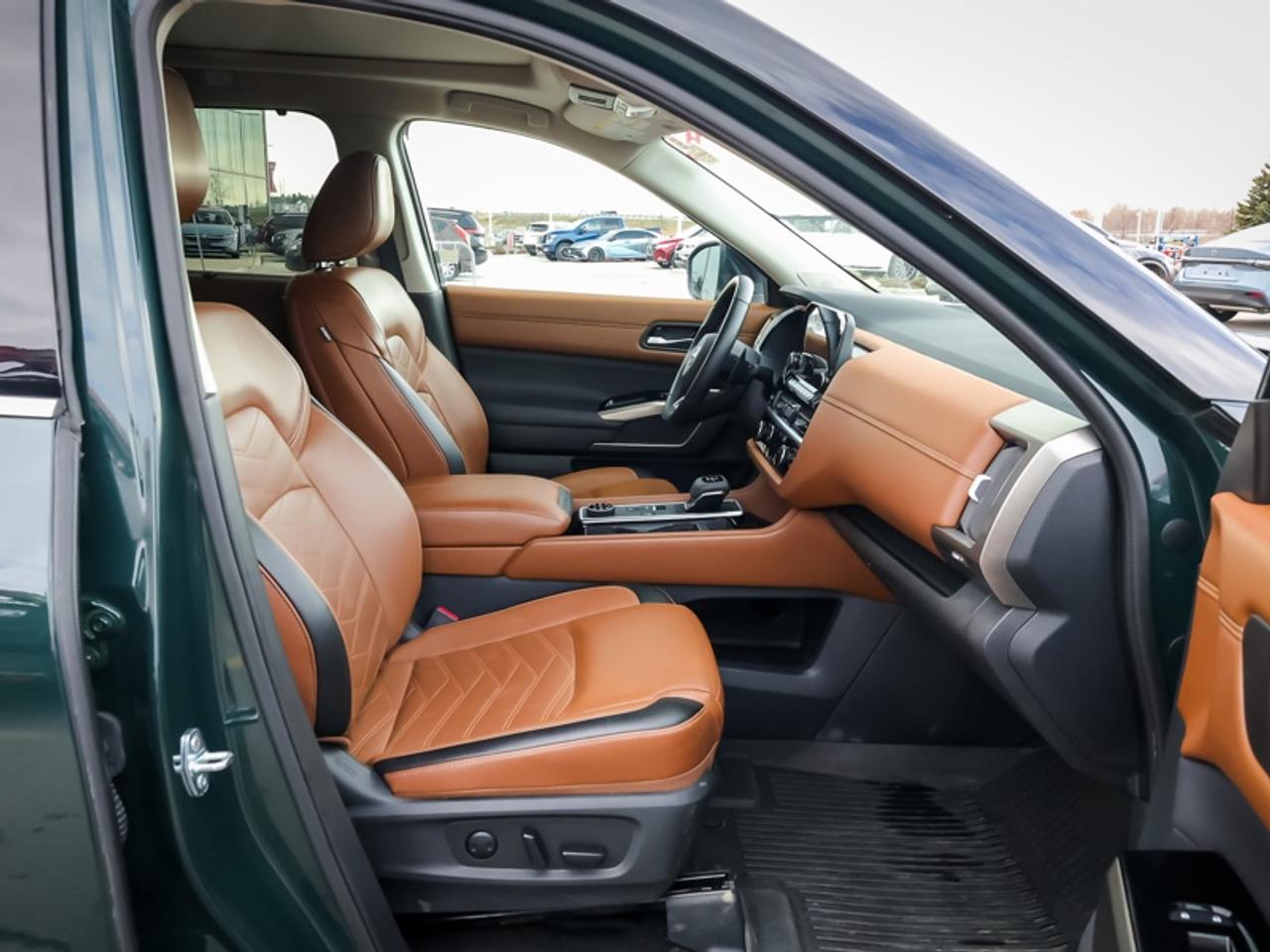 2024 Nissan Pathfinder Platinum  - Cooled Seats Photo