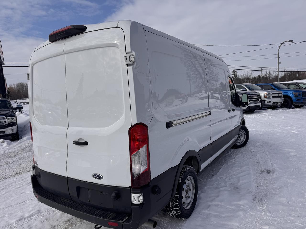 2020 Ford Transit 350  Photo4