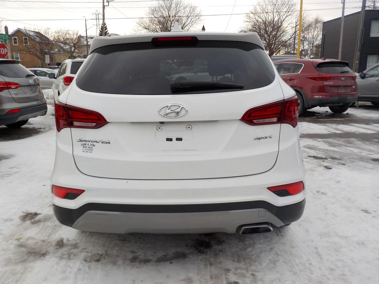 2017 Hyundai Santa Fe Sport SPORT Photo