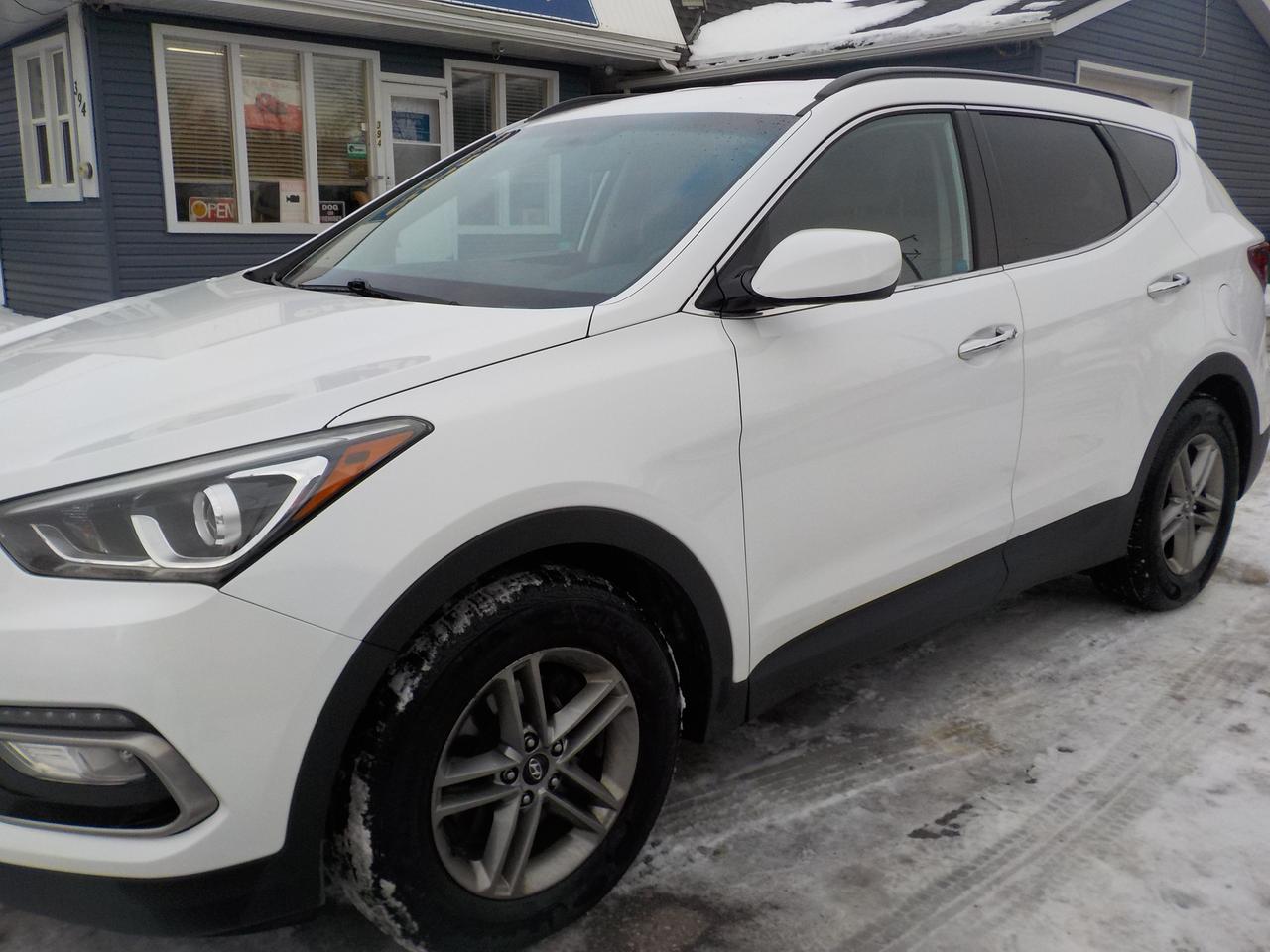 2017 Hyundai Santa Fe Sport SPORT Photo0