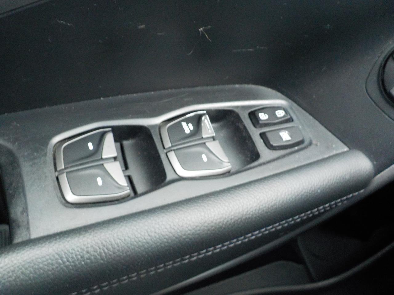 2017 Hyundai Santa Fe Sport SPORT Photo