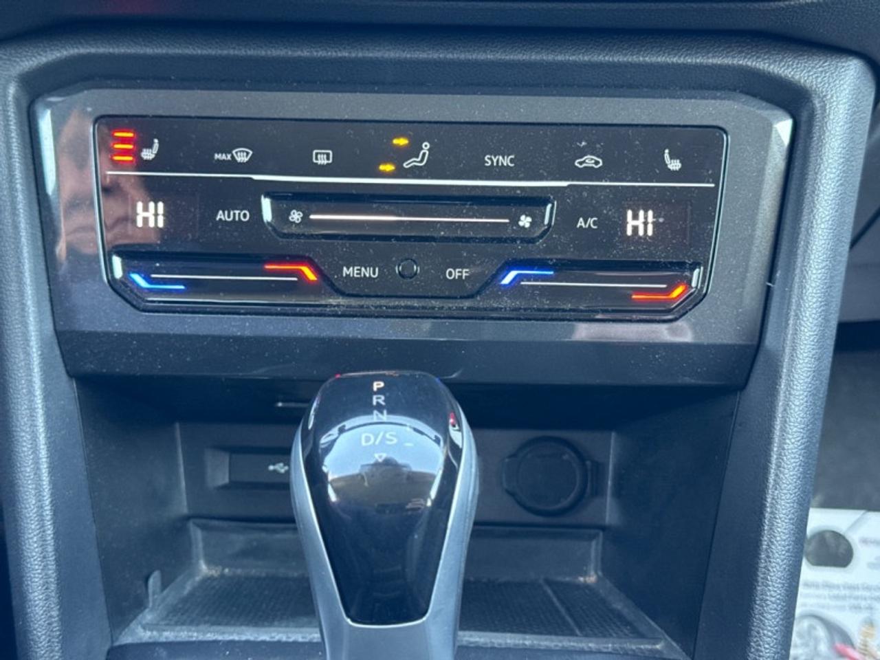 2024 Volkswagen Tiguan Comfortline  - Power Liftgate Photo