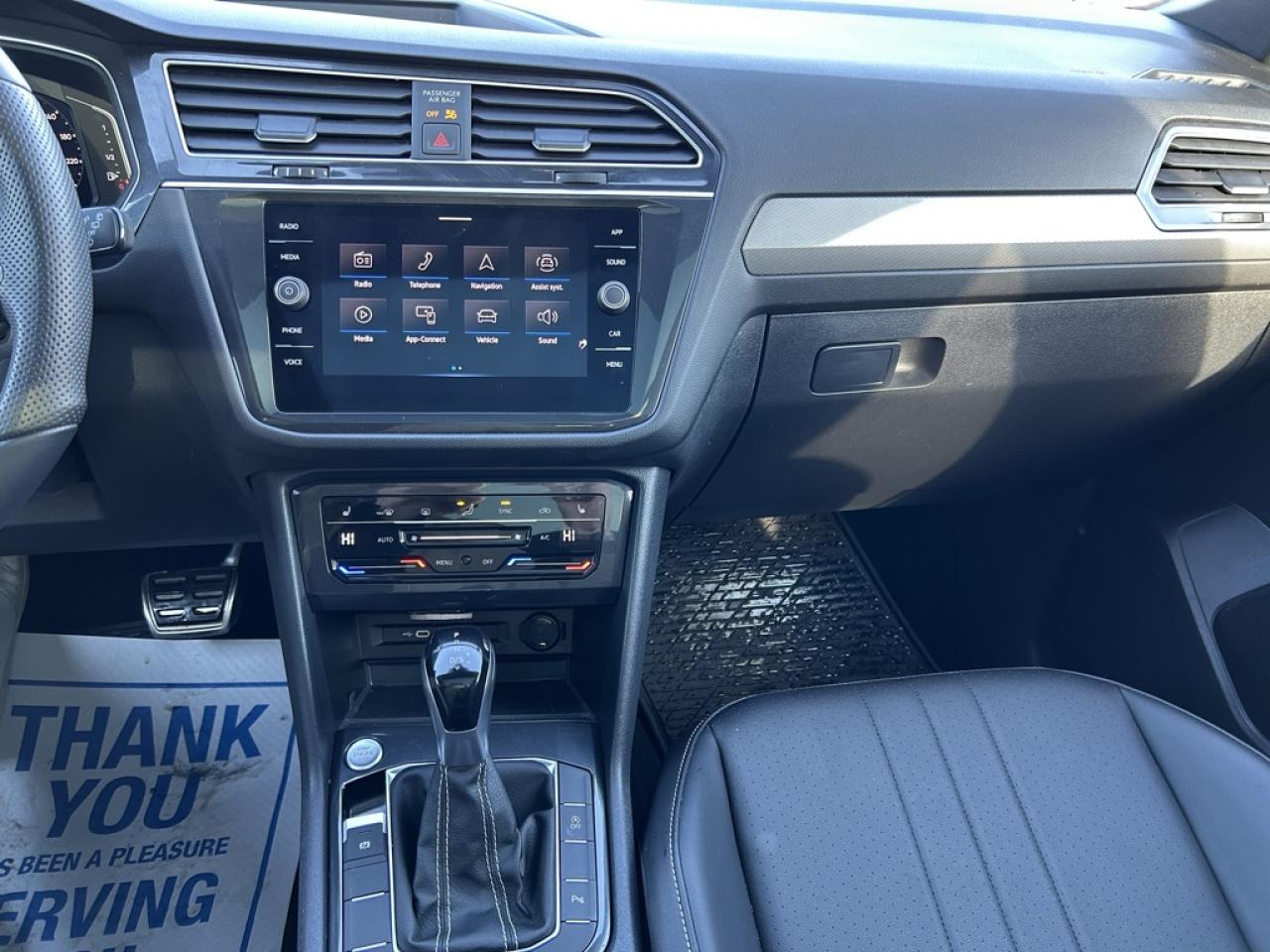 2024 Volkswagen Tiguan Comfortline R-Line Black Edition Photo