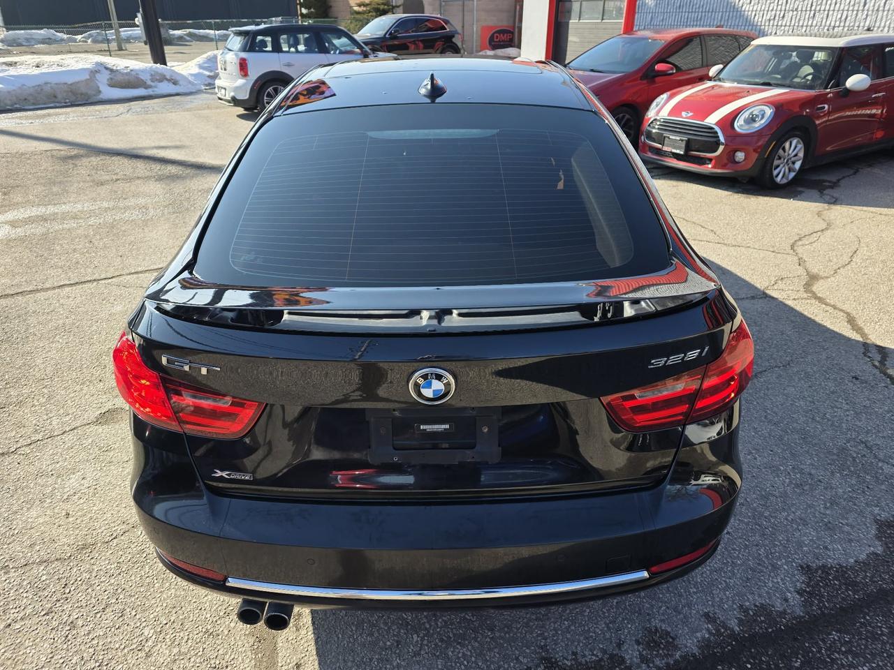 2016 BMW 3 Series 328i xDrive Gran Turismo Photo4