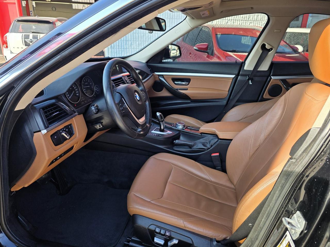2016 BMW 3 Series 328i xDrive Gran Turismo Photo