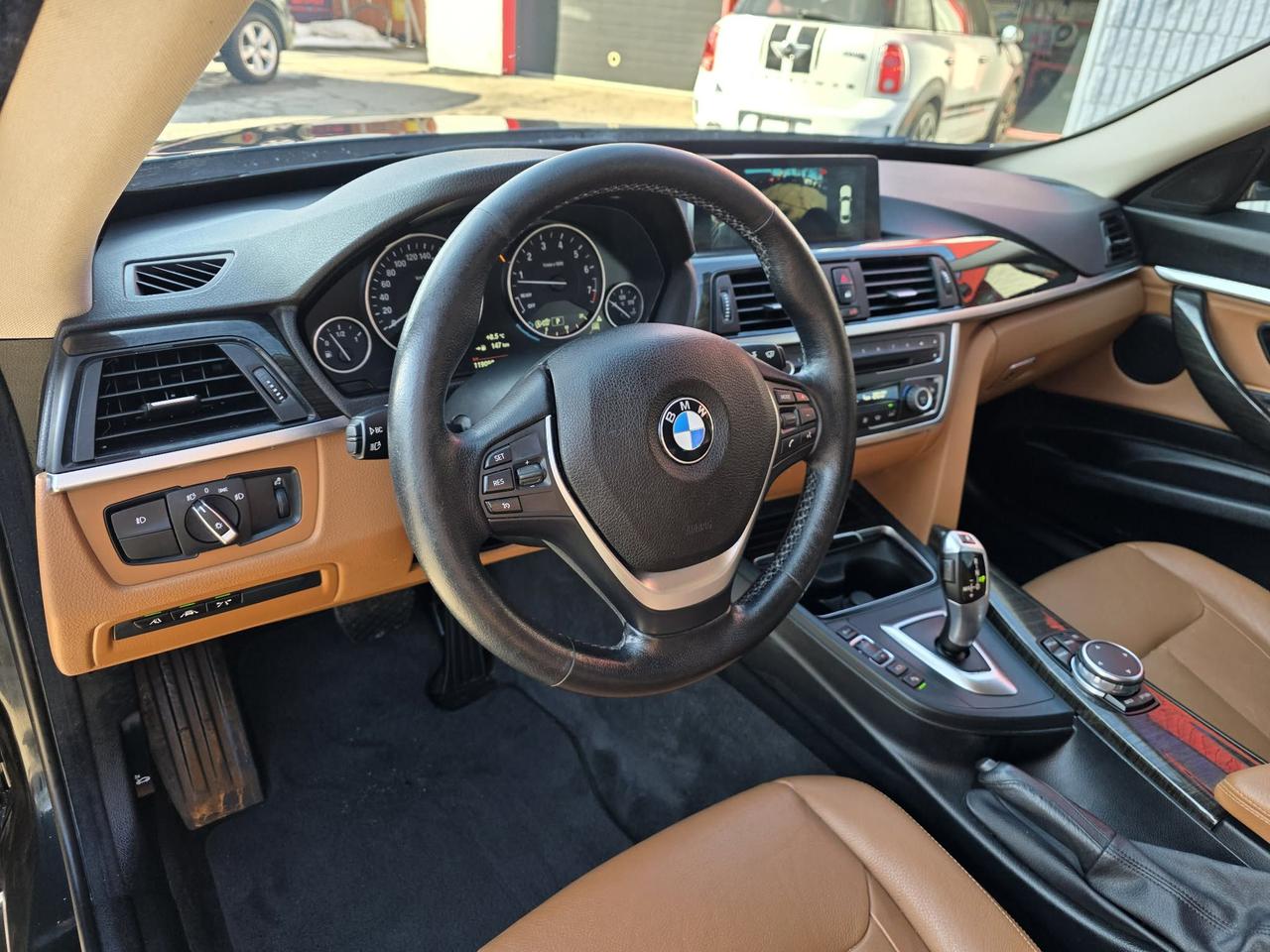 2016 BMW 3 Series 328i xDrive Gran Turismo Photo