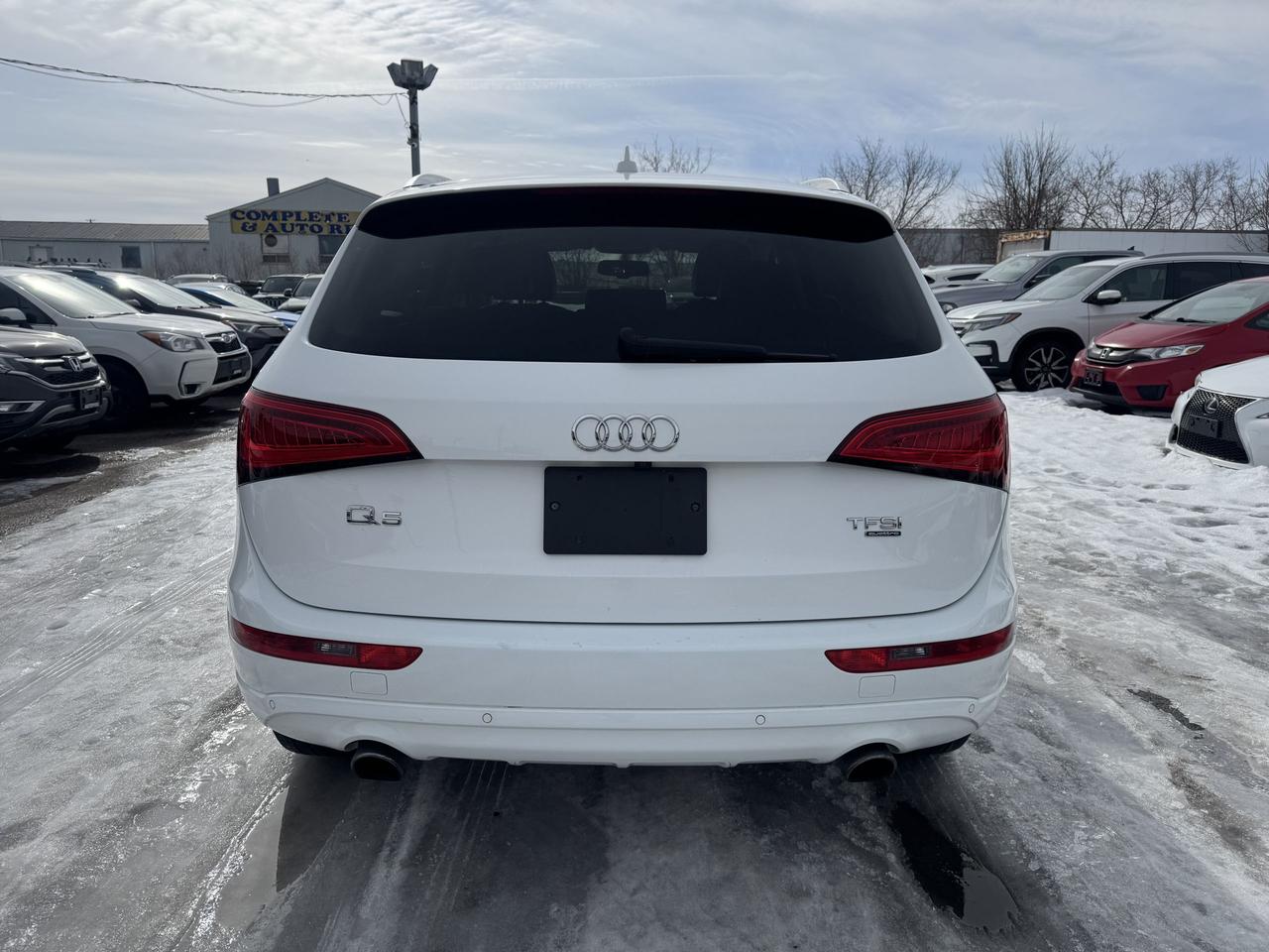 2014 Audi SQ5 3.0L TECHNIK Photo