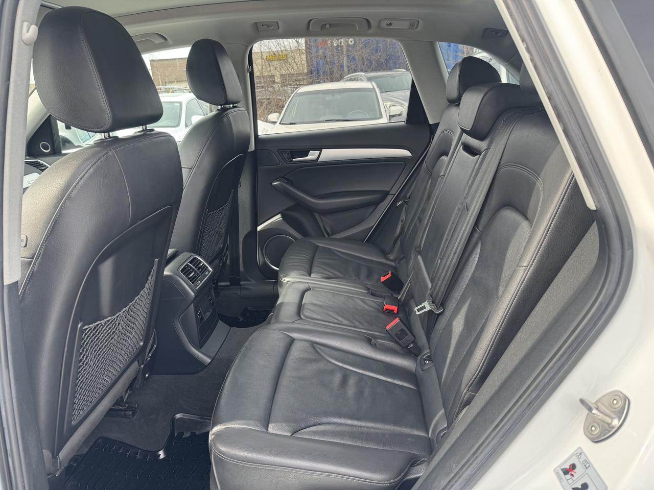 2014 Audi SQ5 3.0L TECHNIK Photo