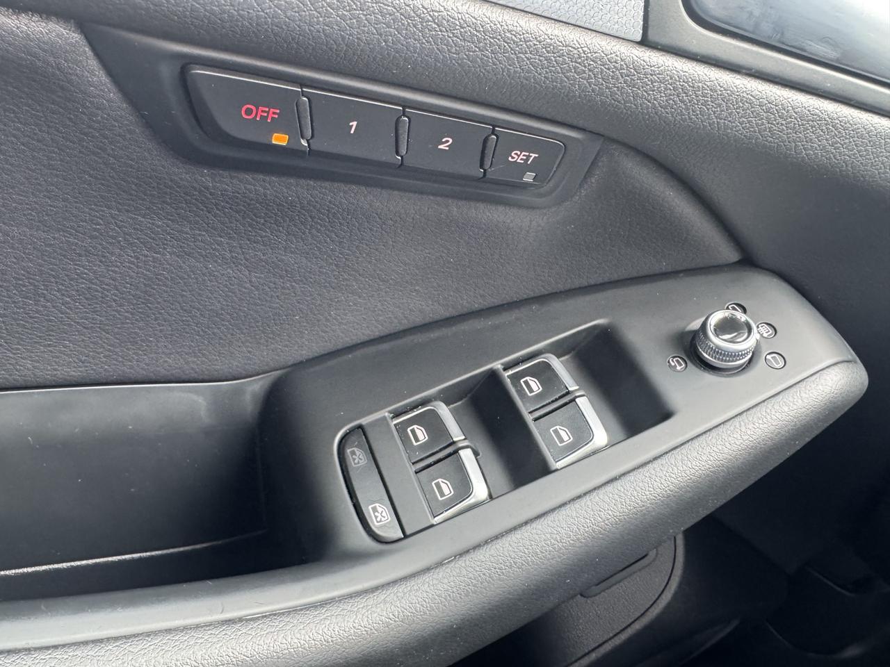 2014 Audi SQ5 3.0L TECHNIK Photo