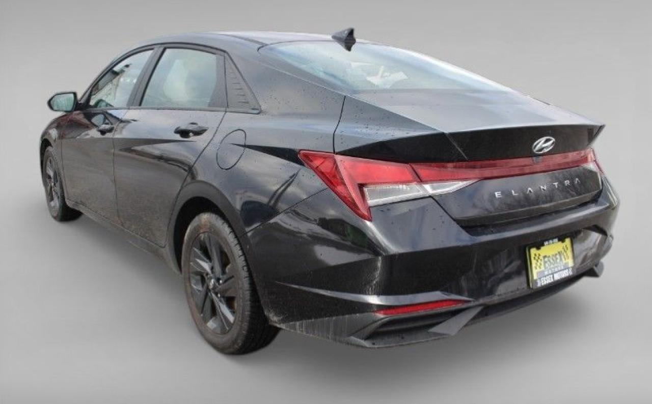 2023 Hyundai Elantra Preferred*Heated Seats*CarPlay*Rear Cam*FWD Photo