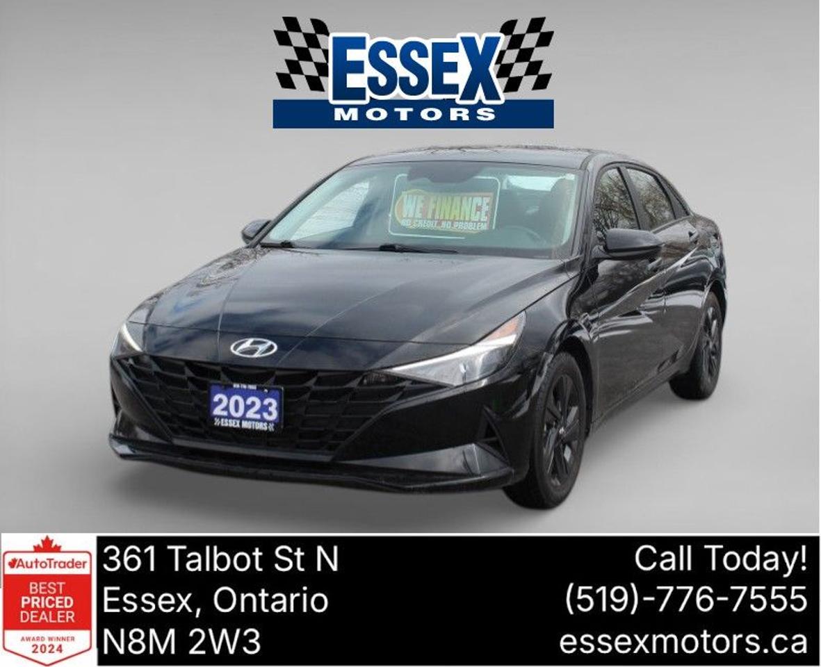 2023 Hyundai Elantra Preferred*Heated Seats*CarPlay*Rear Cam*FWD