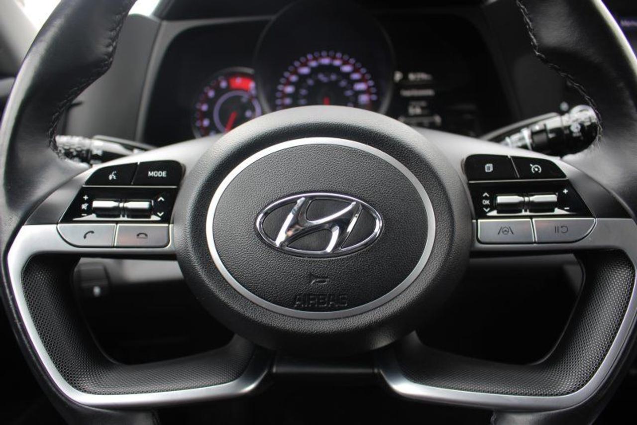 2023 Hyundai Elantra Preferred*Heated Seats*CarPlay*Rear Cam*FWD Photo