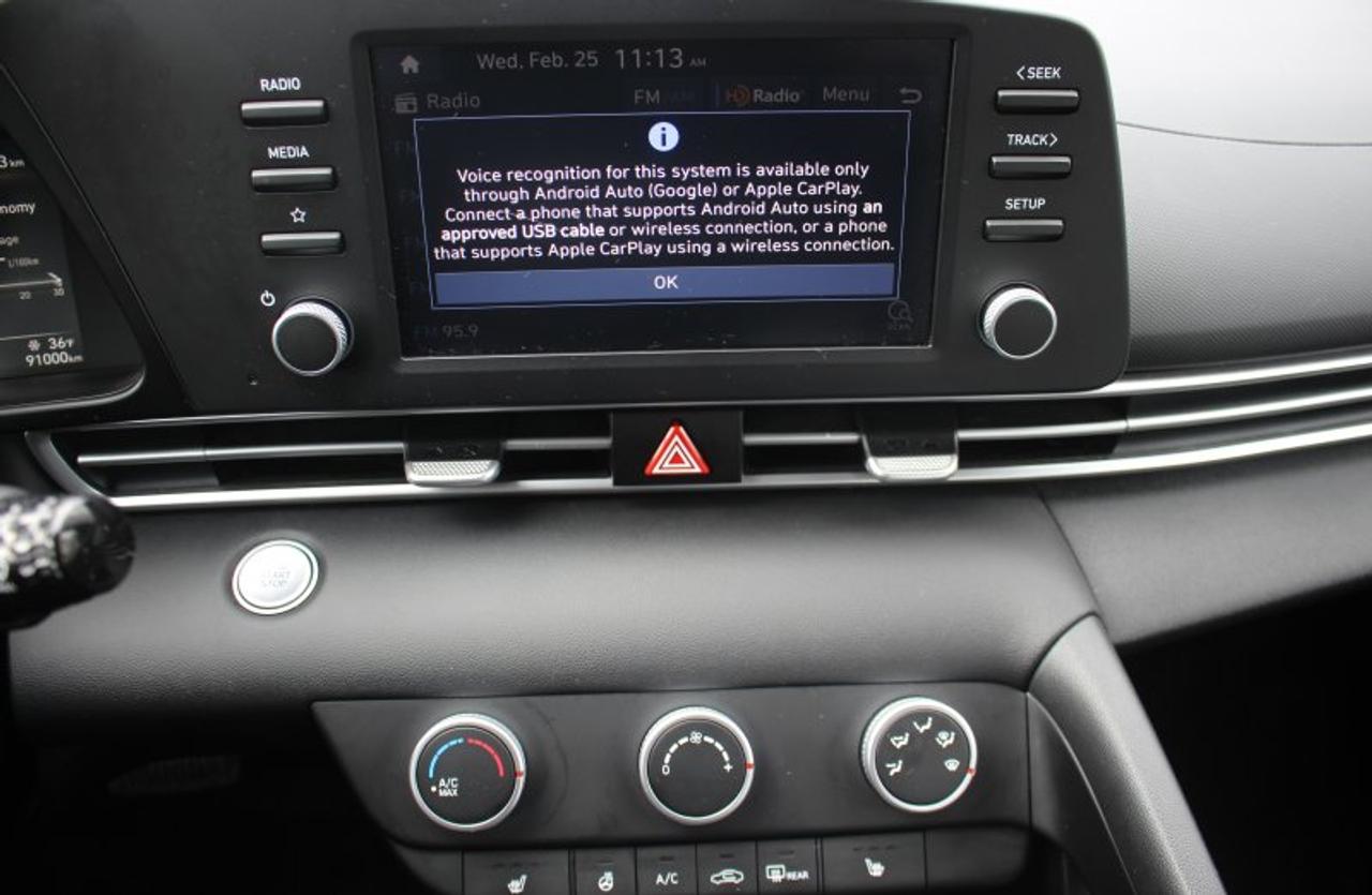 2023 Hyundai Elantra Preferred*Heated Seats*CarPlay*Rear Cam*FWD Photo