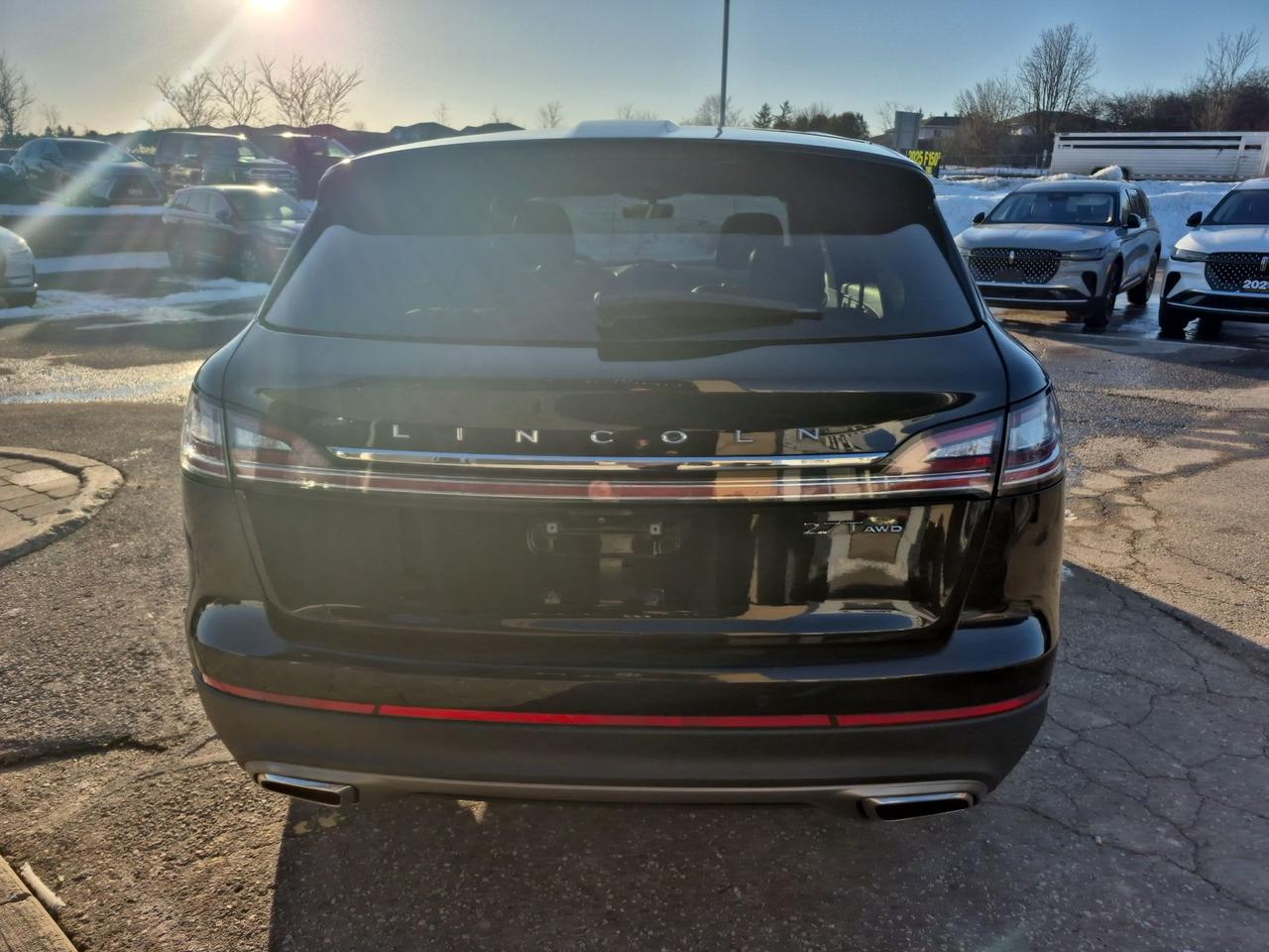 2019 Lincoln Nautilus AWD, RESERVE, TECH PACK, DRIVER PACK, LOCAL TRADE! Photo