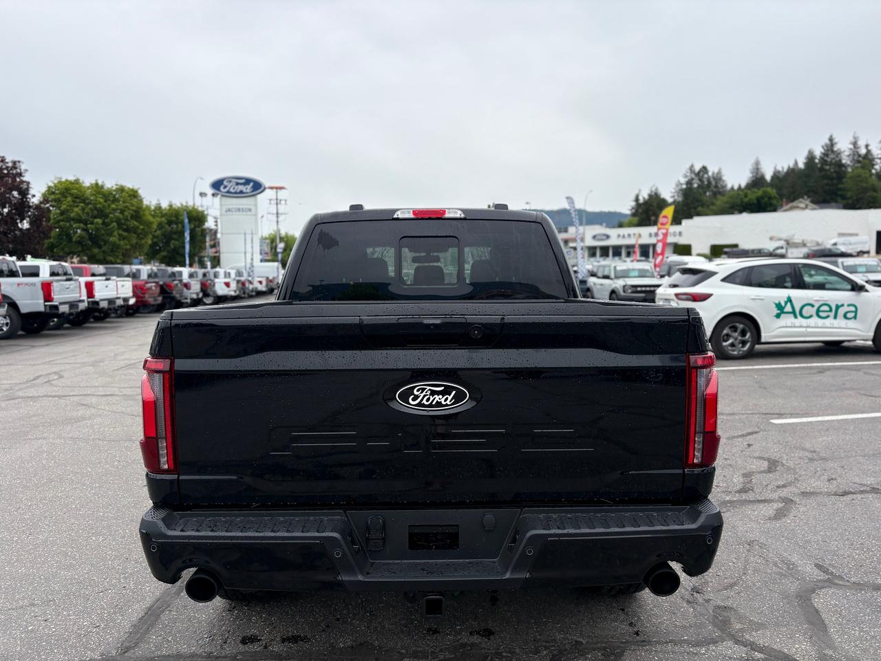 2026 Ford F-150 Lariat Photo3