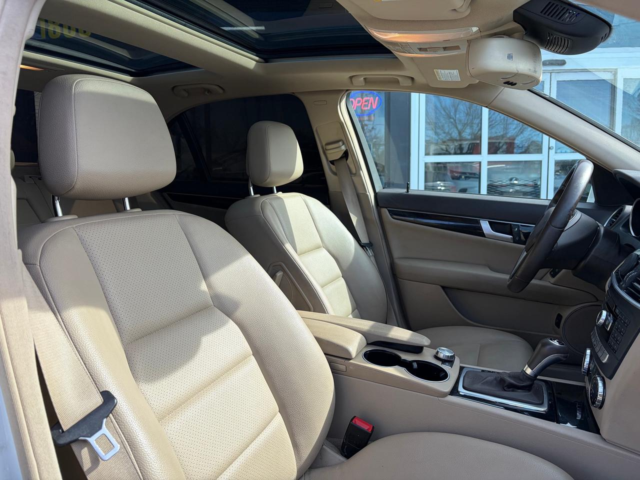 2013 Mercedes-Benz C-Class C 350 Photo