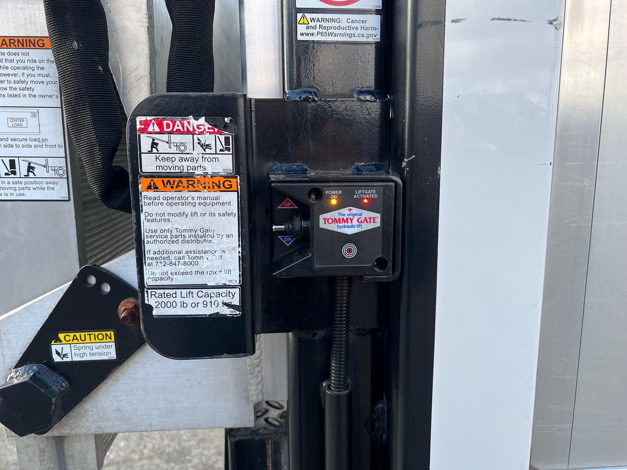 2023 Chevrolet Express Commercial Cutaway 4500 Van 177" Photo12