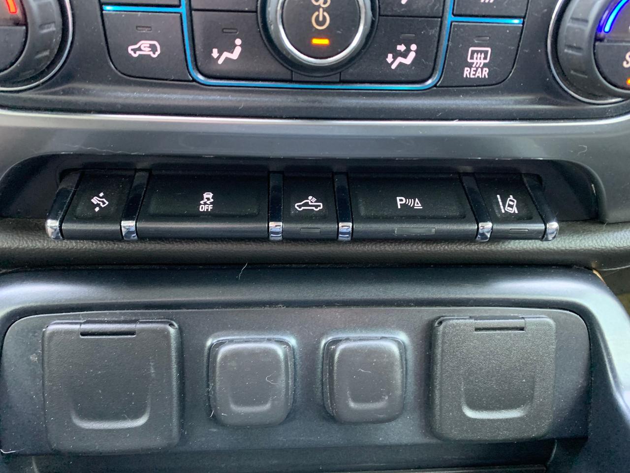 2015 Chevrolet Silverado 1500 LTZ Photo