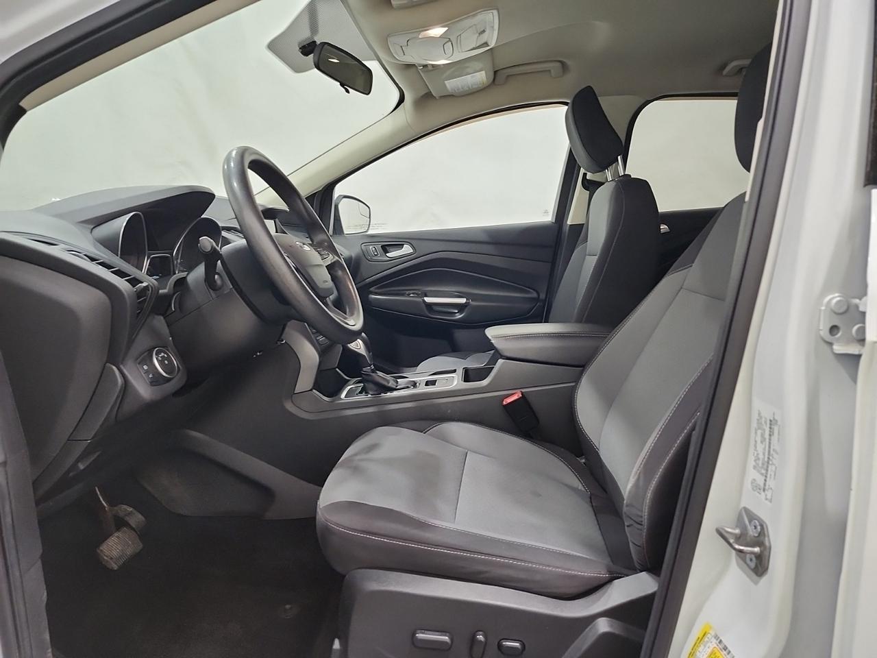 2018 Ford Escape SE AWD - Photo #4