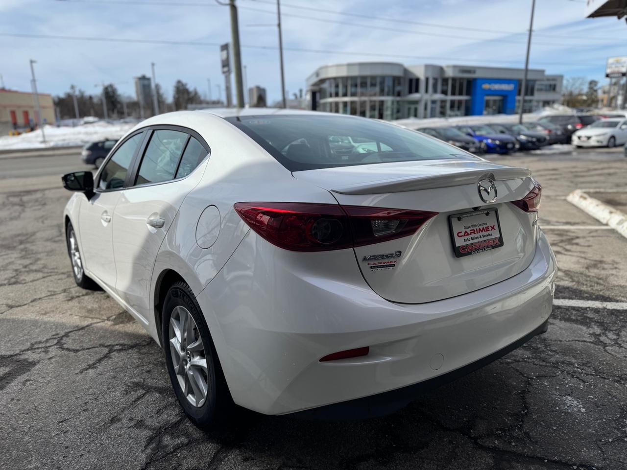 2015 Mazda MAZDA3 GS MANUAL | BACKUP CAMERA | HEATED SEATS Photo2