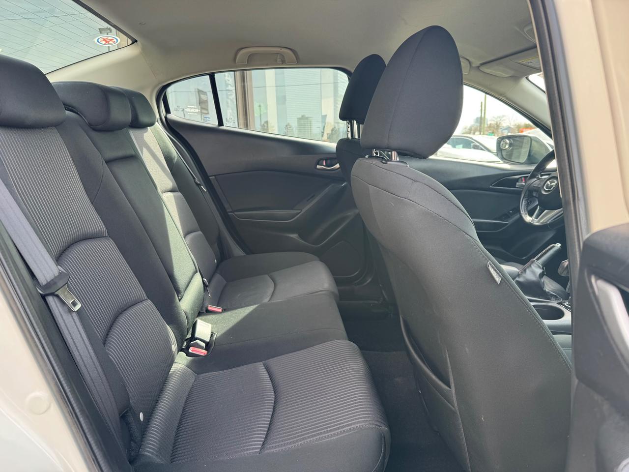 2015 Mazda MAZDA3 GS MANUAL | BACKUP CAMERA | HEATED SEATS Photo