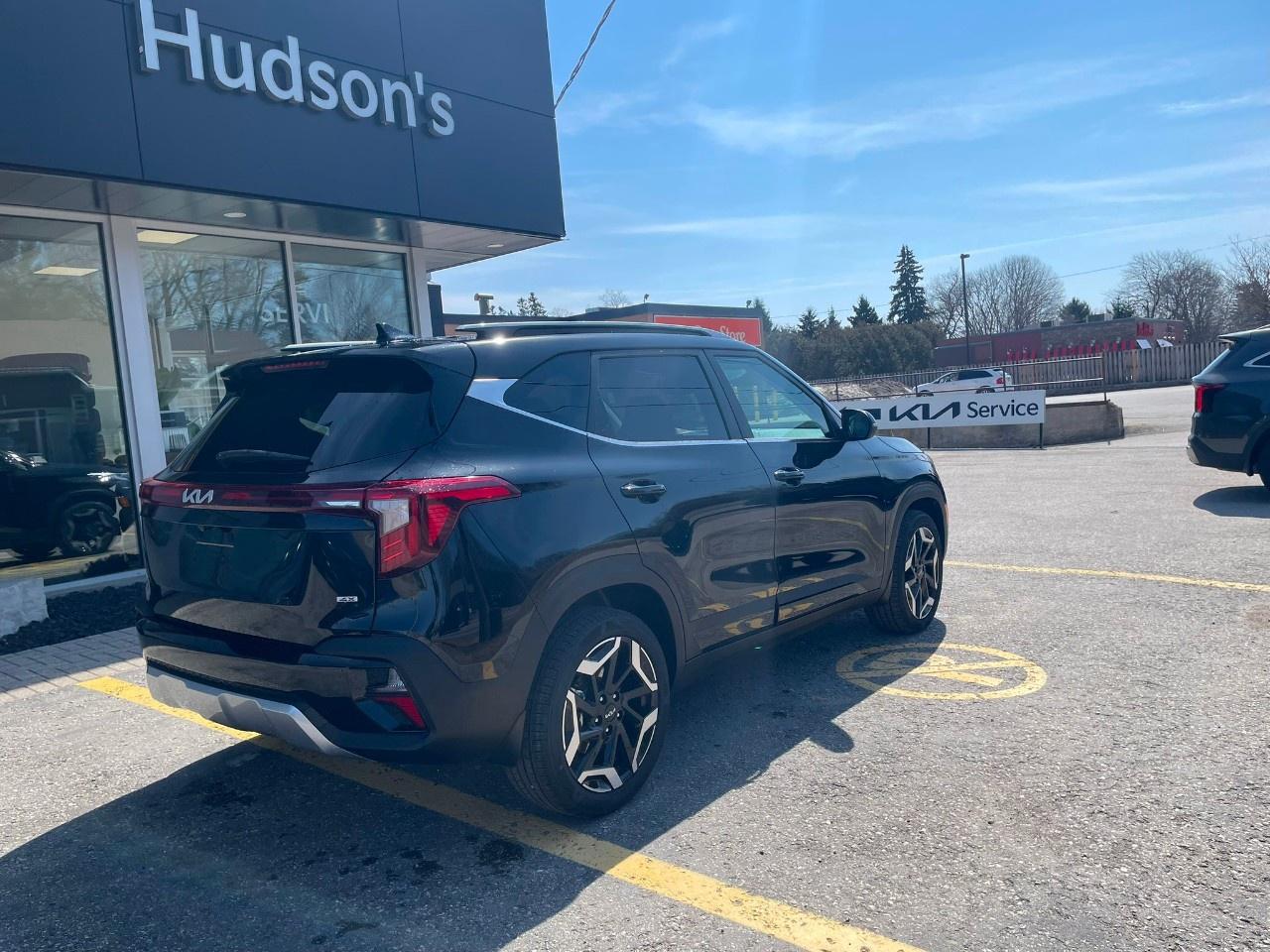2026 Kia Seltos SX AWD w/Brown Interior Photo