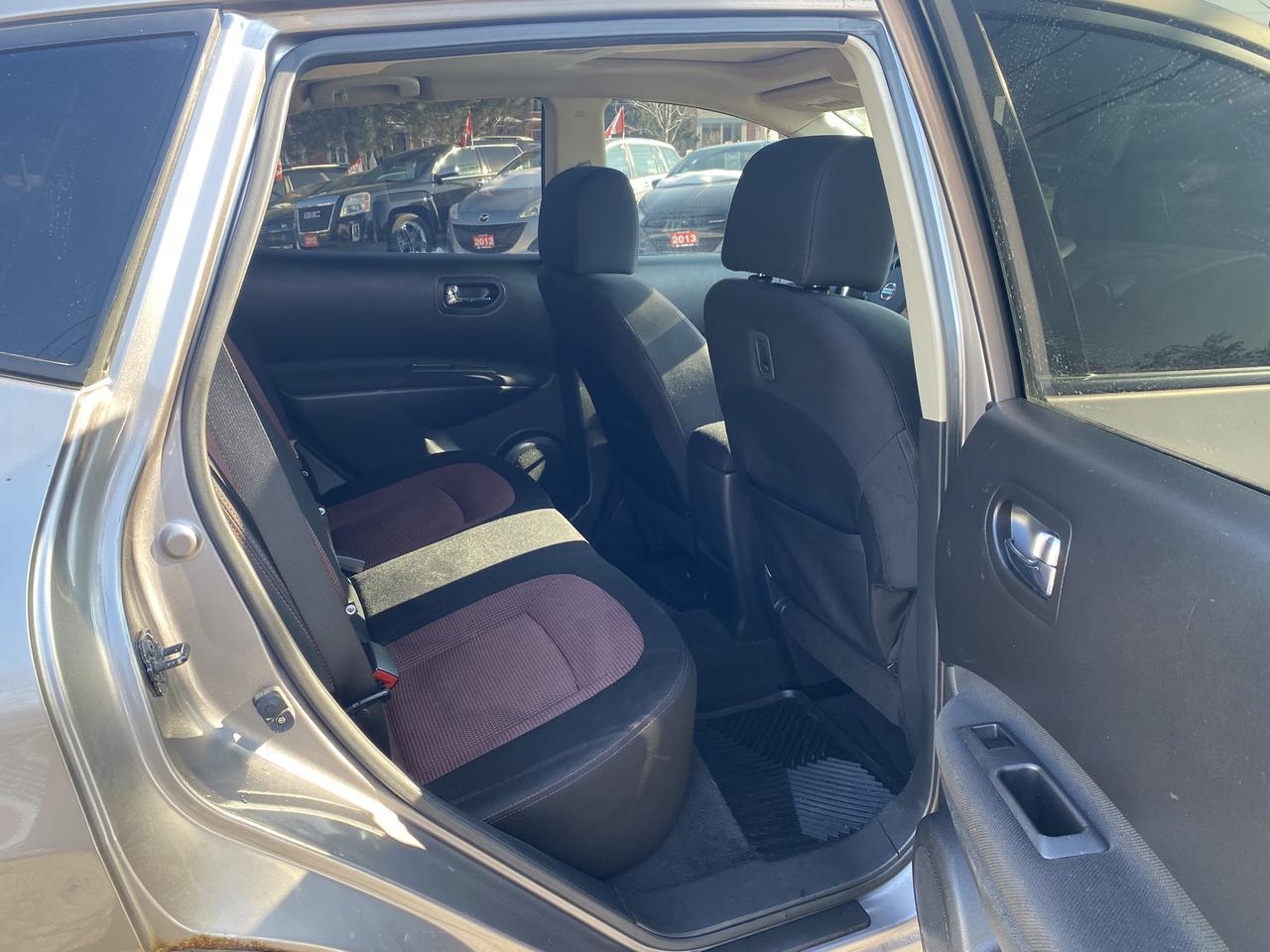 2010 Nissan Rogue AWD 4dr SL/Automatic/Sunroof/AS IS Special Photo4