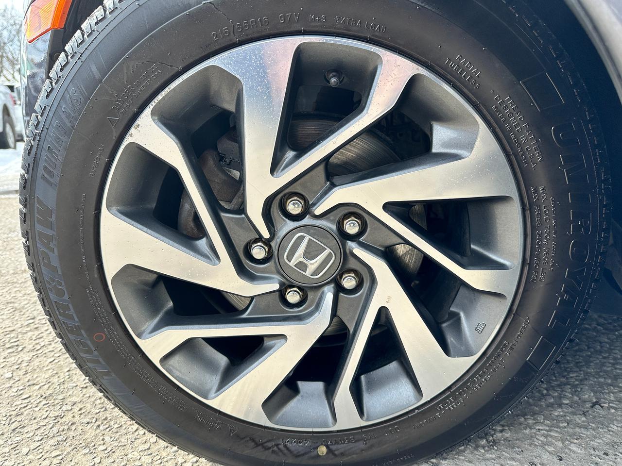 2018 Honda Civic SE HTD-Cloth RemStart HondaSense CarPlay BackupCam Photo