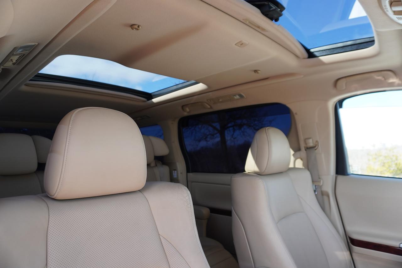 2010 Toyota Alphard 350G L / EXECUTIVE PACKAGE / 7 PASS / DUAL ROOF Photo