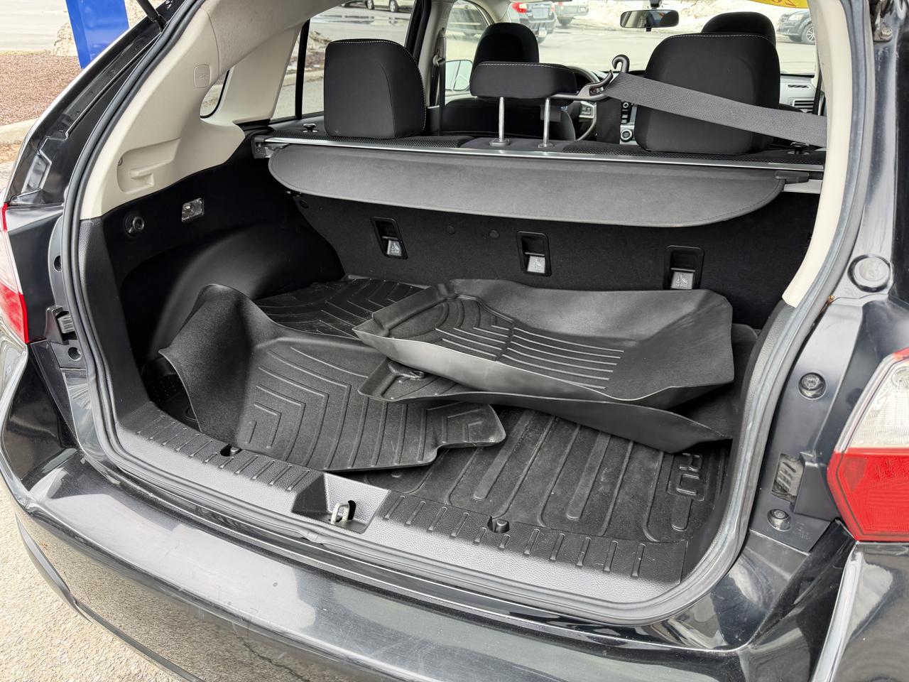 2015 Subaru XV Crosstrek 2.0i w/Sport Pkg - LOW KM, SUNROOF, HEATED SEATS!! Photo