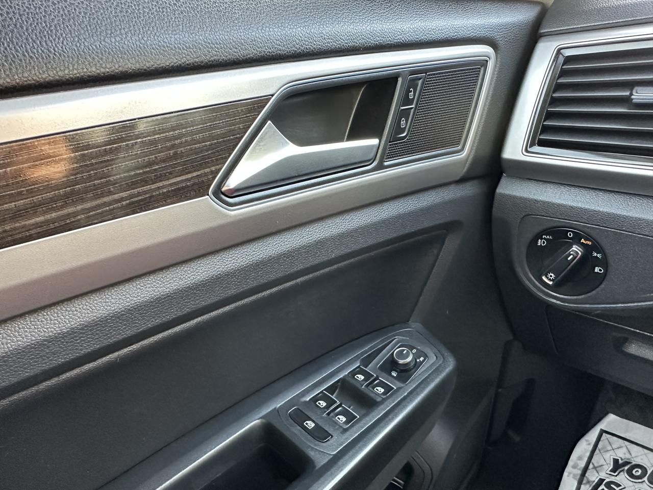 2018 Volkswagen Atlas HIGHLINE Photo