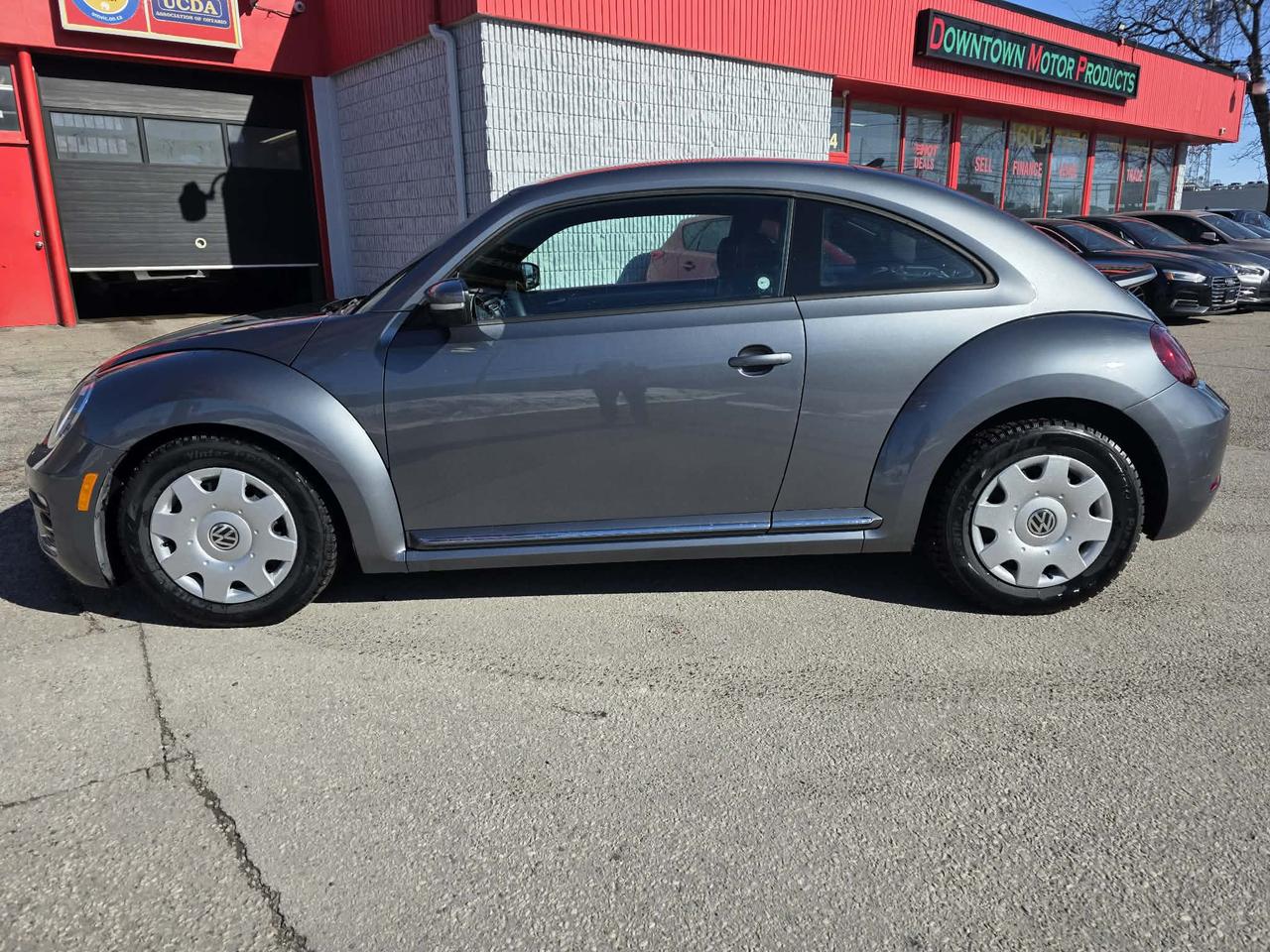 2017 Volkswagen Beetle Classic Photo2