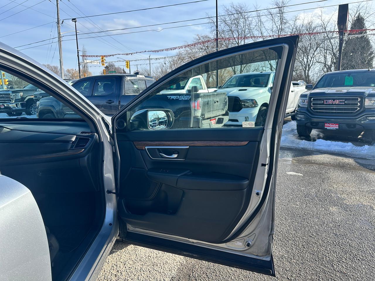 2017 Honda CR-V EX-L HTD-LTHR Sunroof DriverAssist CarPlay RvCam Photo