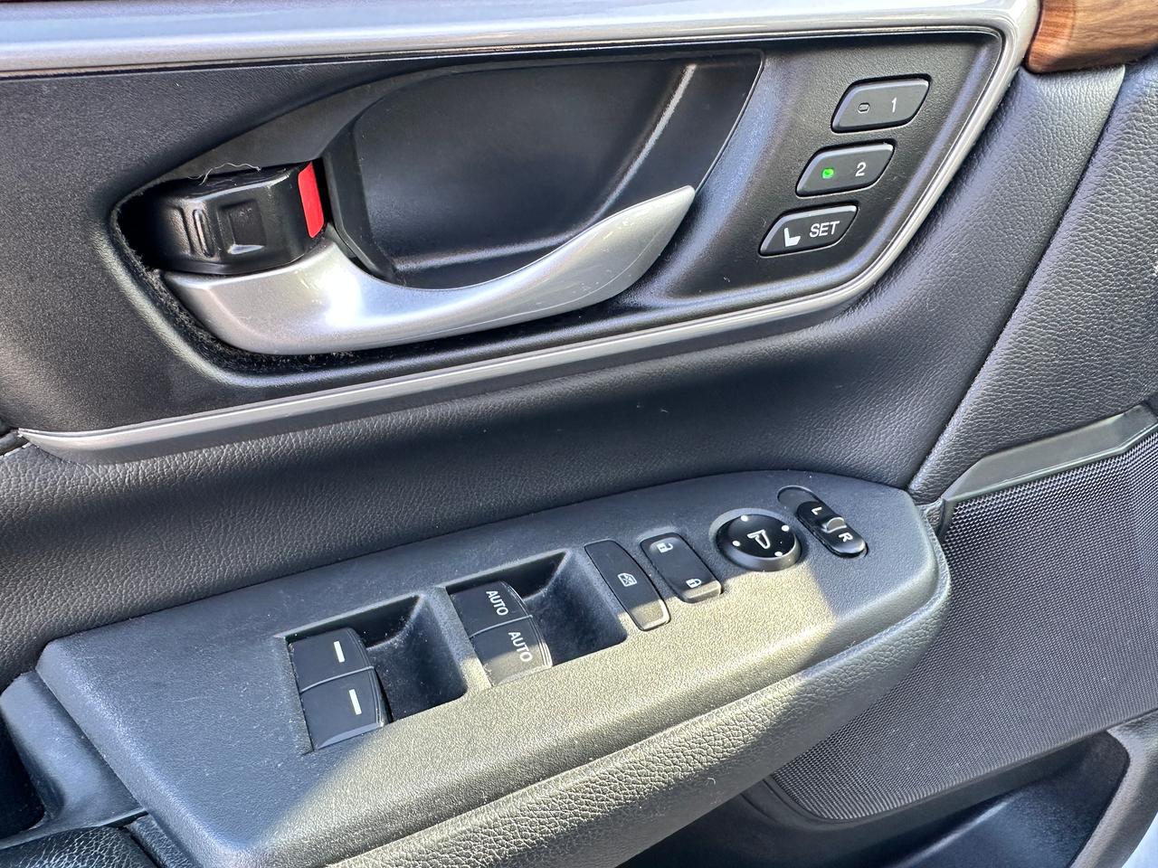 2017 Honda CR-V EX-L HTD-LTHR Sunroof DriverAssist CarPlay RvCam Photo