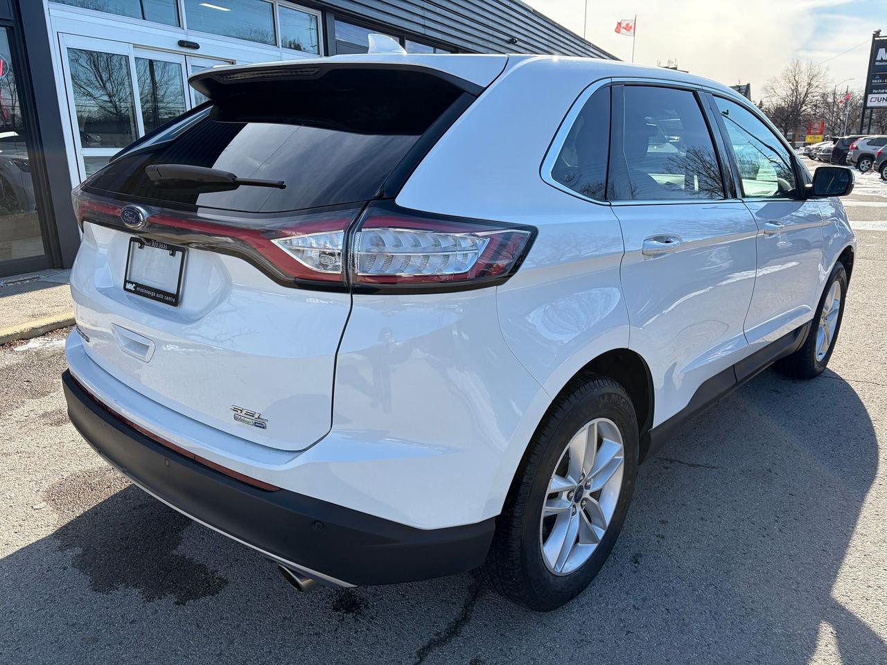 2016 Ford Edge SEL Photo
